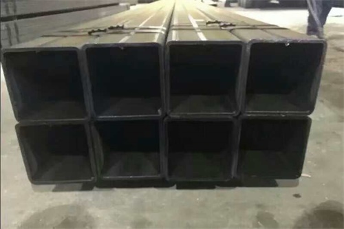 阿尔山大口径厚壁方管
